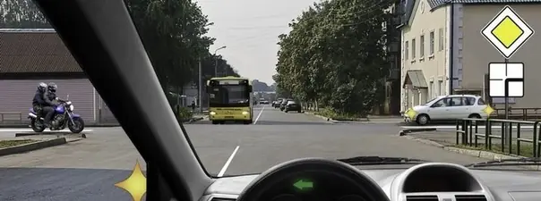 Билет 25. Вопрос 15. ПДД 2025 категории A на мотоцикл